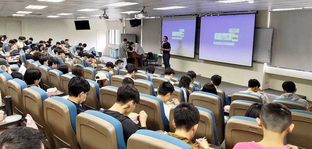 信邦電子陳國宏資深協理說明公司全球布局